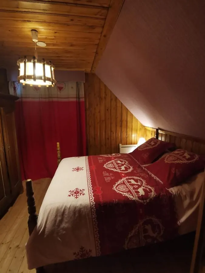 Authentique Chalet Vue Sur Le Lac Et Les Pistes Besse-et-Saint-Anastaise