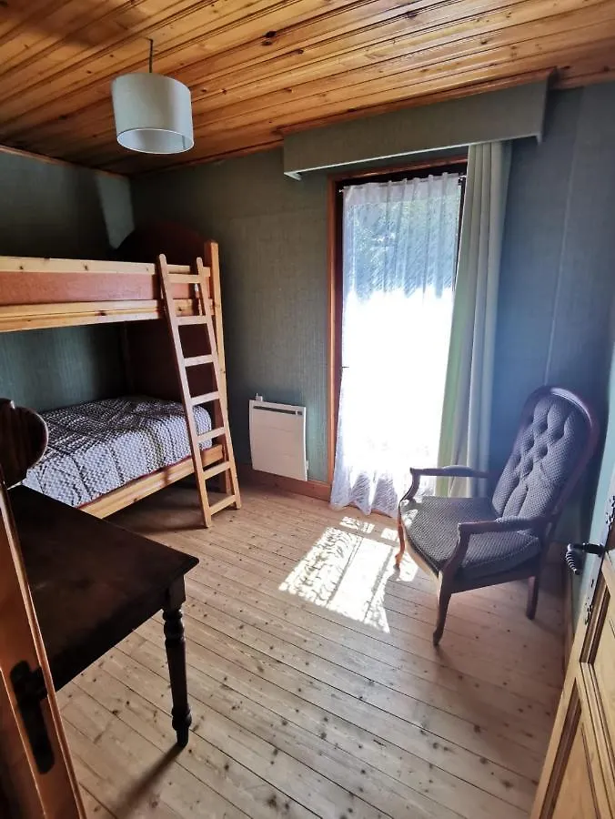 Authentique Chalet Vue Sur Le Lac Et Les Pistes Besse-et-Saint-Anastaise
